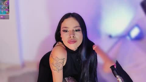 Snapshot of z_e_t_h_a chatting on 09-15-25, 11:05 tazzie online show from 09-15-25, 11:05