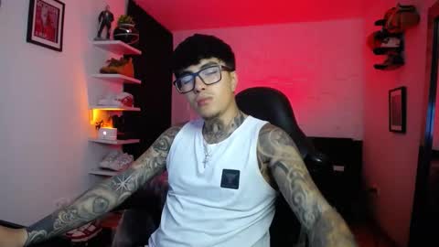 zac_muller1 online show from 12-23-25, 06:00