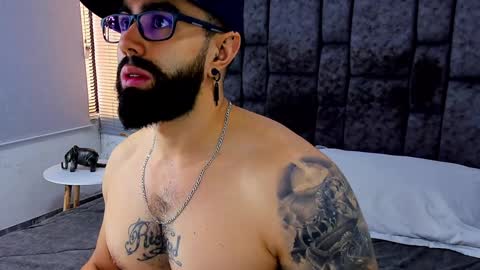 Richard online show from 12-04-24, 03:54