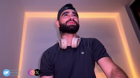 Snapshot of zack_sullivan22 chatting on 09-24-25, 01:53 zack_sullivan22 online show from 09-24-25, 01:53