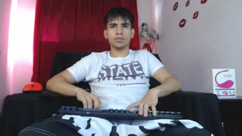 Snapshot of zack_xtreme chatting on 12-12-24, 07:26 Xavi online show from 12-12-24, 07:26