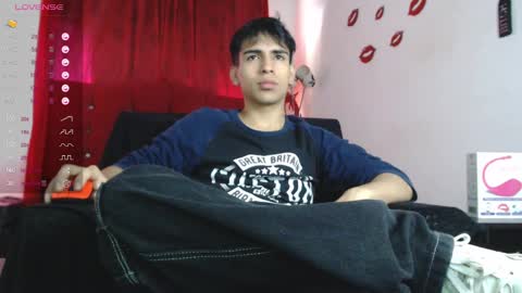 Snapshot of zack_xtreme chatting on 12-15-24, 07:31 Xavi online show from 12-15-24, 07:31