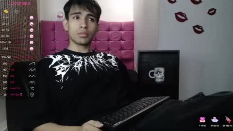 Snapshot of zack_xtreme chatting on 12-23-24, 12:30 Xavi online show from 12-23-24, 12:30