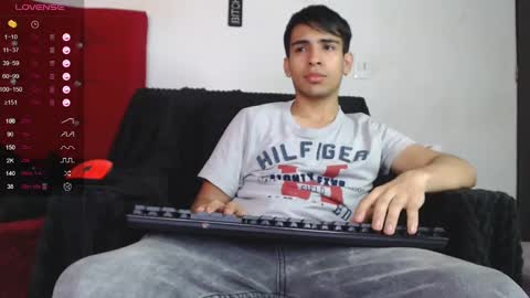 Snapshot of zack_xtreme chatting on 12-24-24, 12:22 Xavi online show from 12-24-24, 12:22