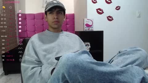 Snapshot of zack_xtreme chatting on 01-17-25, 12:21 Xavi online show from 01-17-25, 12:21