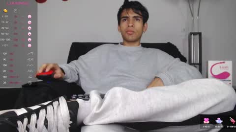Snapshot of zack_xtreme chatting on 01-31-25, 12:18 Xavi online show from 01-31-25, 12:18