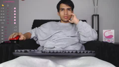 Snapshot of zack_xtreme chatting on 02-06-25, 11:43 Xavi online show from 02-06-25, 11:43