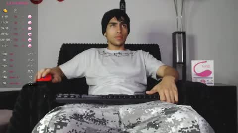 Snapshot of zack_xtreme chatting on 02-08-25, 11:55 Xavi online show from 02-08-25, 11:55