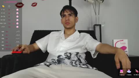 Snapshot of zack_xtreme chatting on 02-17-25, 11:44 Xavi online show from 02-17-25, 11:44