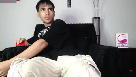 Snapshot of zack_xtreme chatting on 02-18-25, 11:44 Xavi online show from 02-18-25, 11:44