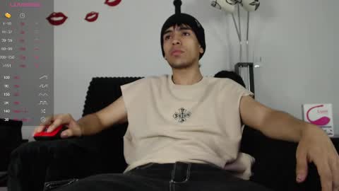 Snapshot of zack_xtreme chatting on 02-20-25, 11:42 Xavi online show from 02-20-25, 11:42
