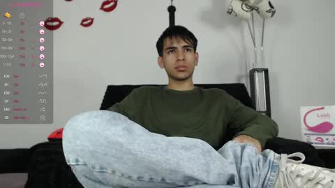 Snapshot of zack_xtreme chatting on 02-26-25, 12:14 Xavi online show from 02-26-25, 12:14