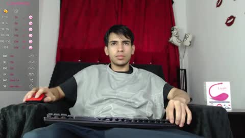 Snapshot of zack_xtreme chatting on 03-07-25, 11:51 Xavi online show from 03-07-25, 11:51