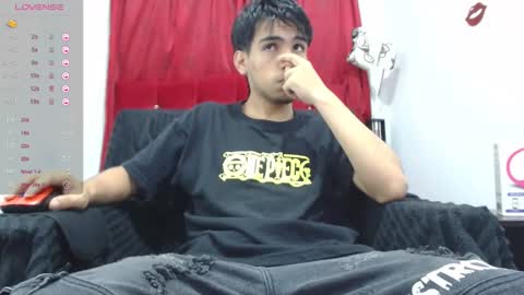 Snapshot of zack_xtreme chatting on 03-10-25, 11:53 Xavi online show from 03-10-25, 11:53