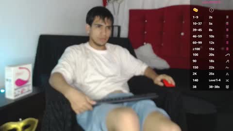Snapshot of zack_xtreme chatting on 09-09-25, 12:37 Xavi online show from 09-09-25, 12:37