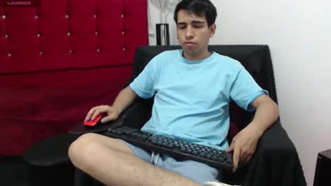 Snapshot of zack_xtreme chatting on 09-16-25, 12:17 Xavi online show from 09-16-25, 12:17