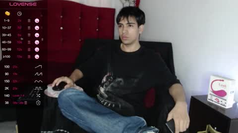Snapshot of zack_xtreme chatting on 09-18-25, 12:29 Xavi online show from 09-18-25, 12:29