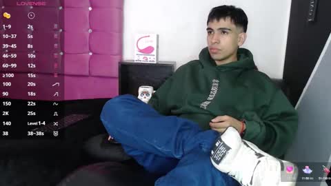 Snapshot of zack_xtreme chatting on 10-01-25, 12:22 Xavi online show from 10-01-25, 12:22
