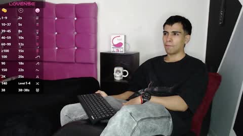 Snapshot of zack_xtreme chatting on 10-07-25, 01:19 Xavi online show from 10-07-25, 01:19