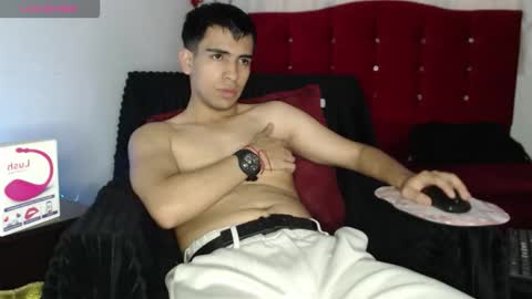 Snapshot of zack_xtreme chatting on 10-12-25, 01:32 Xavi online show from 10-12-25, 01:32