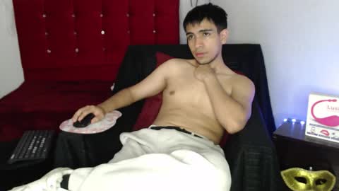 Snapshot of zack_xtreme chatting on 10-21-25, 01:12 Xavi online show from 10-21-25, 01:12