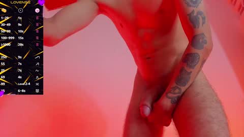 Snapshot of zackcum_ chatting on 01-06-25, 06:03 for you Zack online show from 01-06-25, 06:03