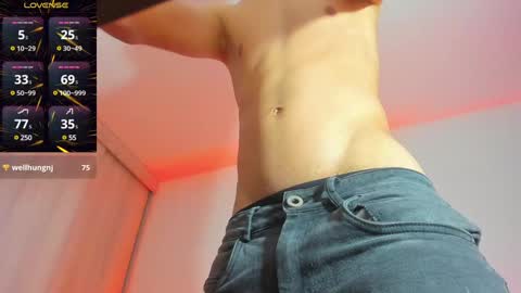 Snapshot of zackcum_ chatting on 02-01-25, 05:49 for you Zack online show from 02-01-25, 05:49