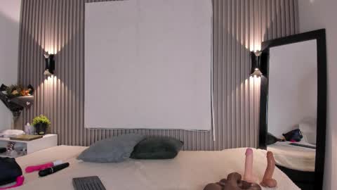 zafira online show from 12-19-25, 03:57