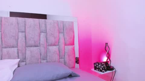 zafira online show from 02-18-26, 07:54