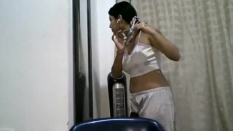 Snapshot of zafiro_rubi chatting on 06-23-26, 12:03 Zafiro online show from 06-23-26, 12:03