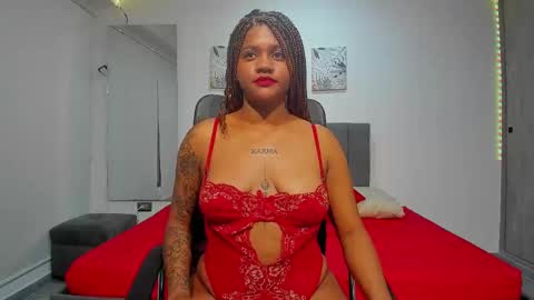 Snapshot of zahra_rose chatting on 03-05-25, 12:22 zahra_rose online show from 03-05-25, 12:22