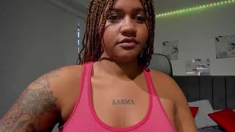 Snapshot of zahra_rose chatting on 03-10-25, 11:42 zahra_rose online show from 03-10-25, 11:42