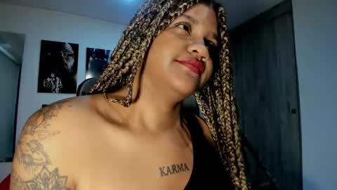 Snapshot of zahra_rose chatting on 09-17-25, 06:42 zahra_rose online show from 09-17-25, 06:42