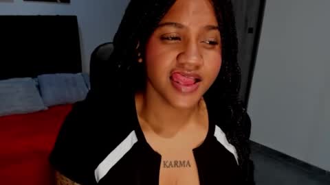 Snapshot of zahra_rose chatting on 09-30-25, 08:25 zahra_rose online show from 09-30-25, 08:25