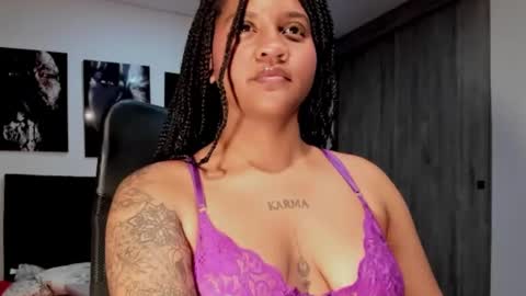 Snapshot of zahra_rose chatting on 10-08-25, 09:23 zahra_rose online show from 10-08-25, 09:23