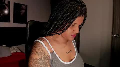 Snapshot of zahra_rose chatting on 10-19-25, 07:25 zahra_rose online show from 10-19-25, 07:25