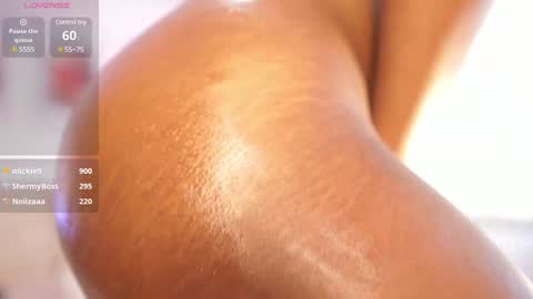 Snapshot of zahrawilliams chatting on 01-16-25, 05:55 Zara Williams online show from 01-16-25, 05:55