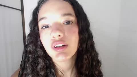 Zaira Pussy extreme online show from 10-15-25, 04:29