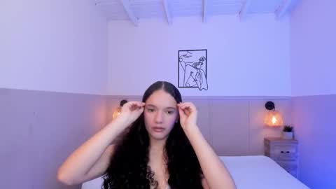 Zaira Pussy extreme online show from 10-18-25, 07:47