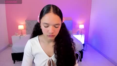 Zaira Pussy extreme online show from 10-20-25, 11:54