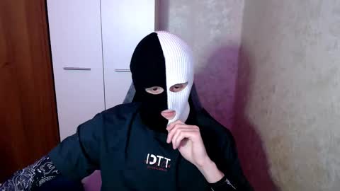 Snapshot of zaki_xx chatting on 02-22-26, 05:19 zaki online show from 02-22-26, 05:19