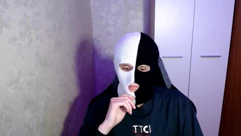 Snapshot of zaki_xx chatting on 02-23-26, 03:42 zaki online show from 02-23-26, 03:42