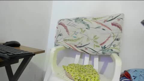 Zamara   online show from 10-10-25, 01:04