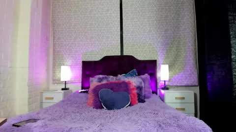 Zamara Kleii online show from 11-15-25, 05:27