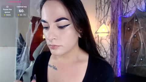   online show from 11-04-25, 05:34