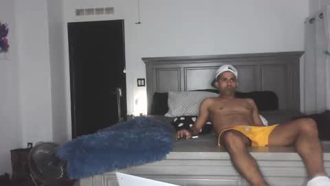 Snapshot of zamoraedii1994 chatting on 12-17-24, 01:39 Edii online show from 12-17-24, 01:39