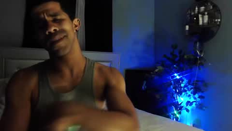 Snapshot of zamoraedii1994 chatting on 01-19-25, 12:06 Edii online show from 01-19-25, 12:06