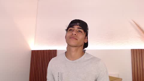 Zander online show from 12-05-24, 06:11