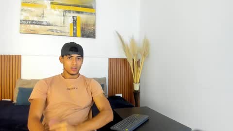 Zander online show from 10-08-25, 12:47