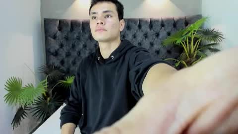 zane online show from 02-25-26, 12:26